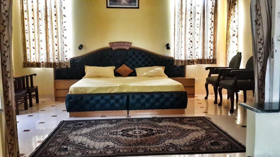 Kajipuria Resort Gajraula エクステリア 写真